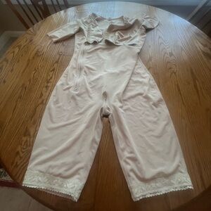 MissMolly Miss Molly Body Shaper Beige Shorts Short Sleeve Post Partum 3XL VGUC